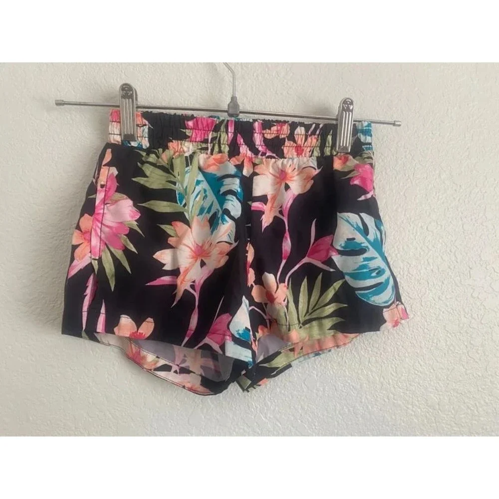 Old Navy Active Floral Athletic Shorts Girls Size M 8 Go-Dry Running Shorts